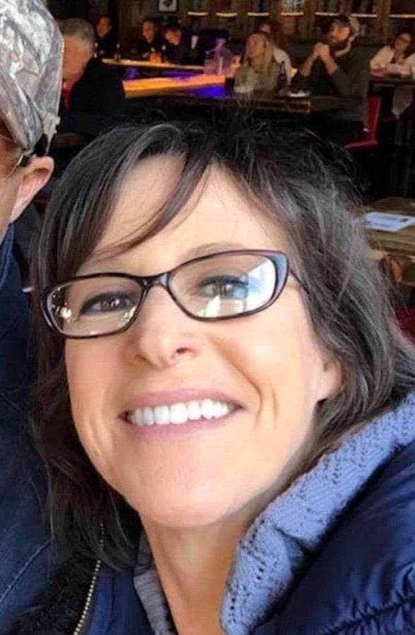Amy Chartier, Sun Powder customer
