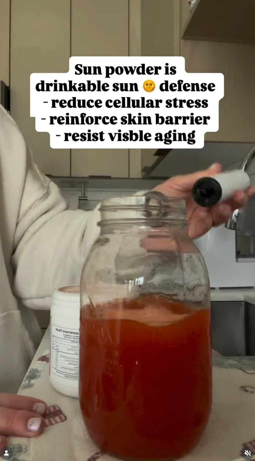 Customer pouring Sun Powder into a jar